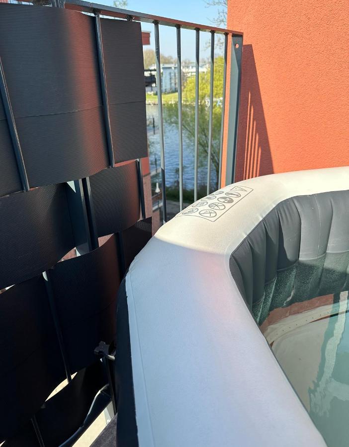 Am Wasser Nahe Ber Mit Whirlpool & Kamin Appartamento *